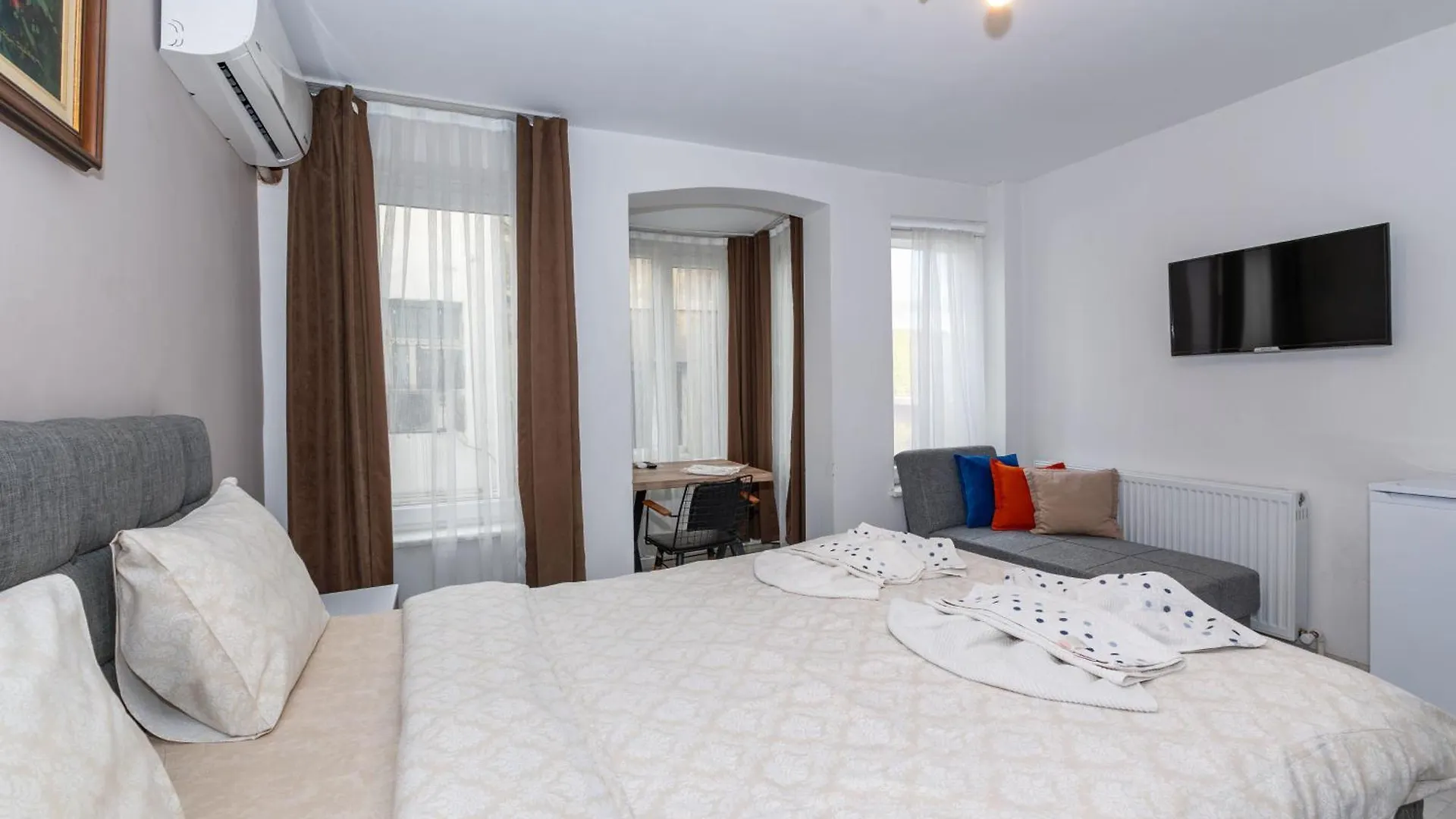 Rest At Home Istanbul Apartment